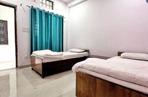 Rishikesh Retreat Center–Twin Shared Room (Same Gender)