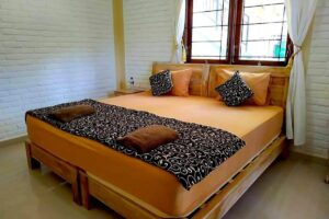 Tegal Sari Retreats–Private Deluxe Eco Garden Villa for 1