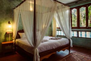 Nalanda Retreat–Private Sea-View Chakra Room